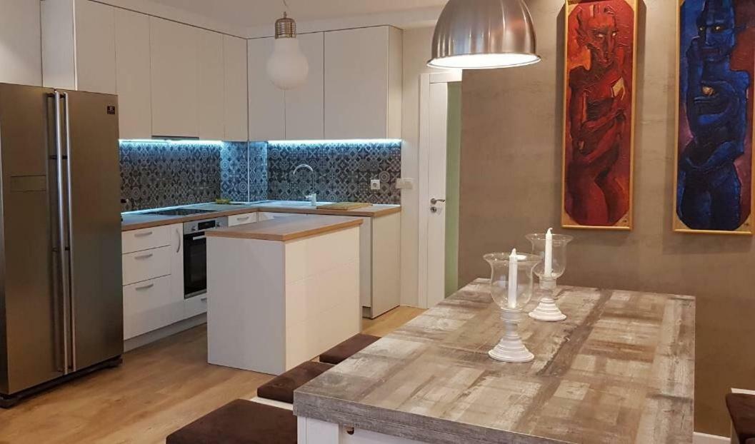 Luxury Apartments In Top City Center Varna 2 Exterior photo