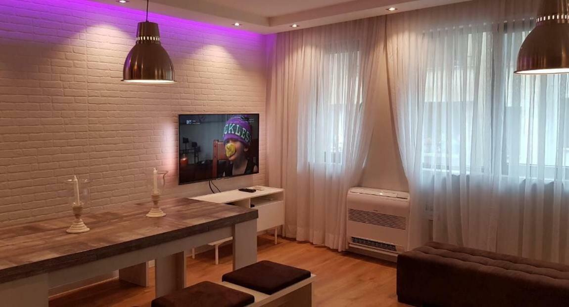 Luxury Apartments In Top City Center Varna 2 Exterior photo