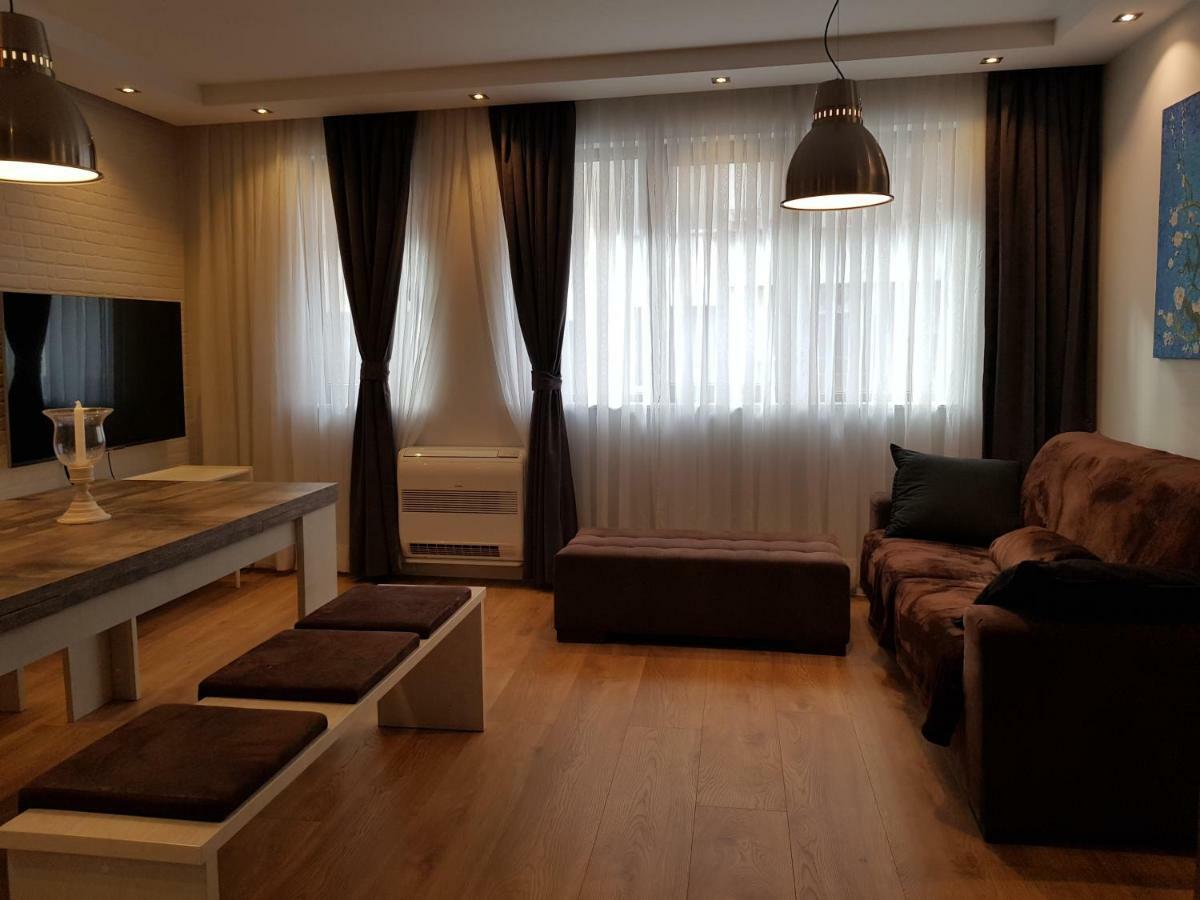 Luxury Apartments In Top City Center Varna 2 Exterior photo