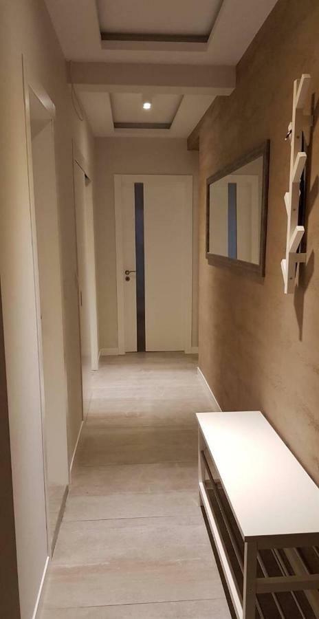 Luxury Apartments In Top City Center Varna 2 Exterior photo